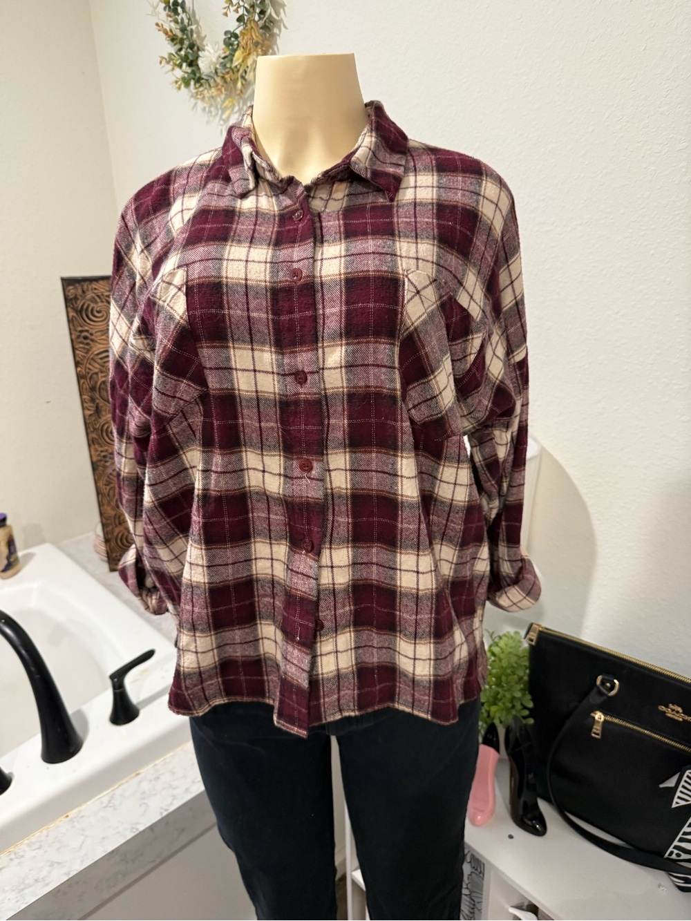 Blu Pepper Burgundy Plaid Button-Up Flannel – Medium 🤎🍷